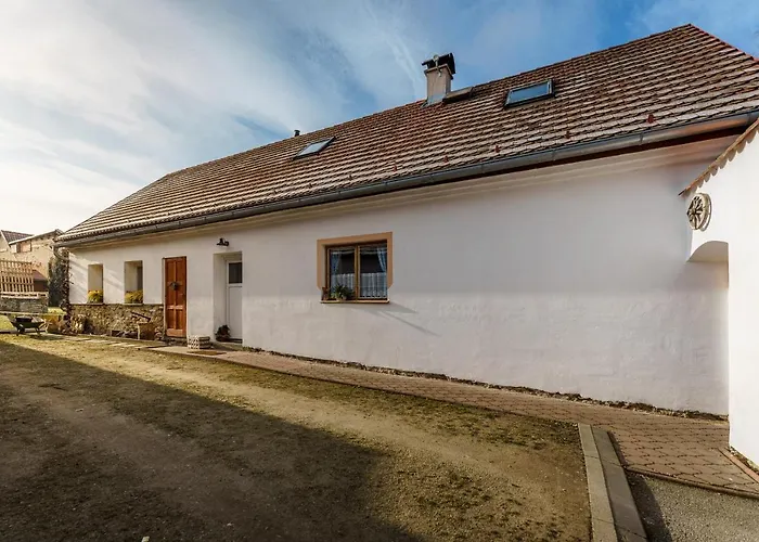 Prizemi Vesnicke Usedlosti - Cozy Village Homestead *